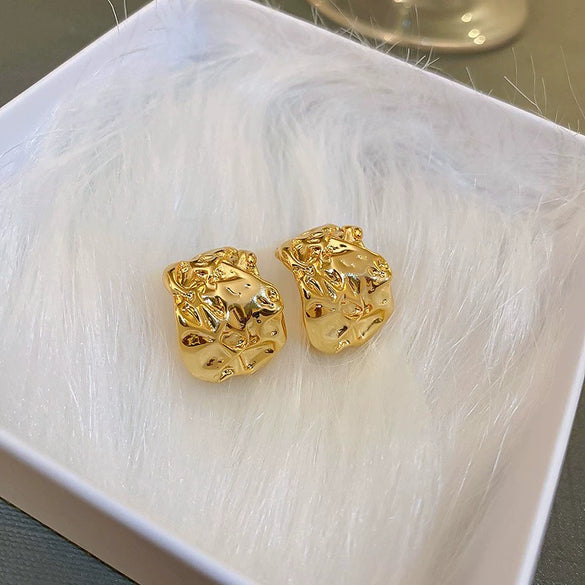 Simple Cold Style Niche High End Sense Women's Ear Studs With Real Gold Electroplated Silver Needles And Geometric Styling