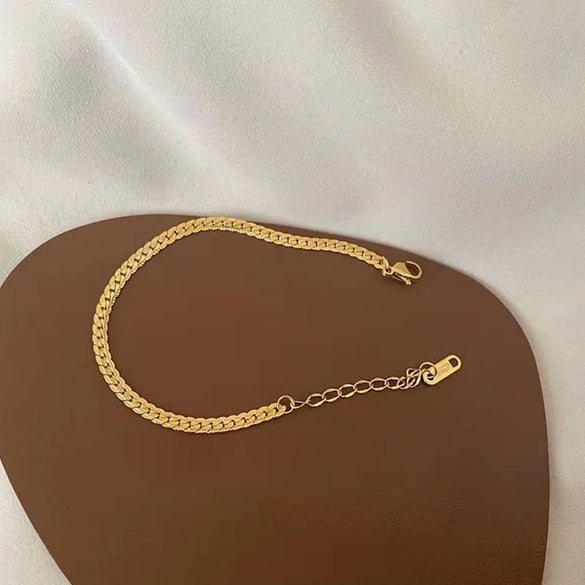 Simple Elegant Snake Bone Titanium Steel Women's Bracelet With Geometric Design And Electroplating