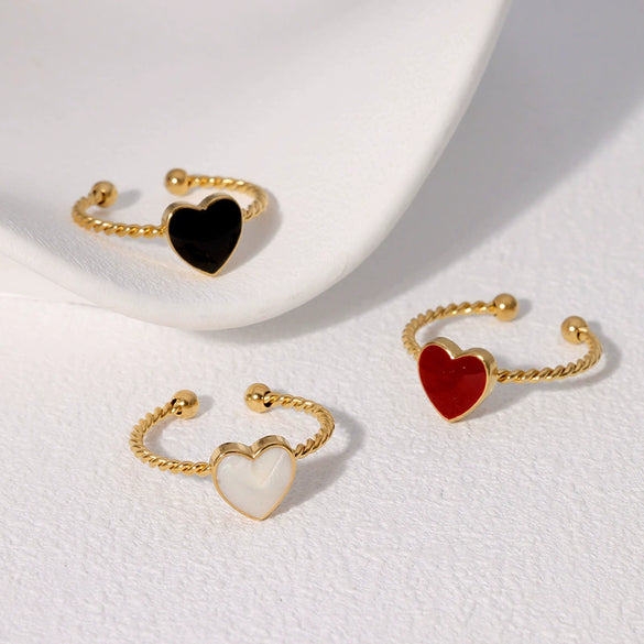 Simple Fashion Love Shaped Stainless Steel Ring For Women With Electroplating Treatment