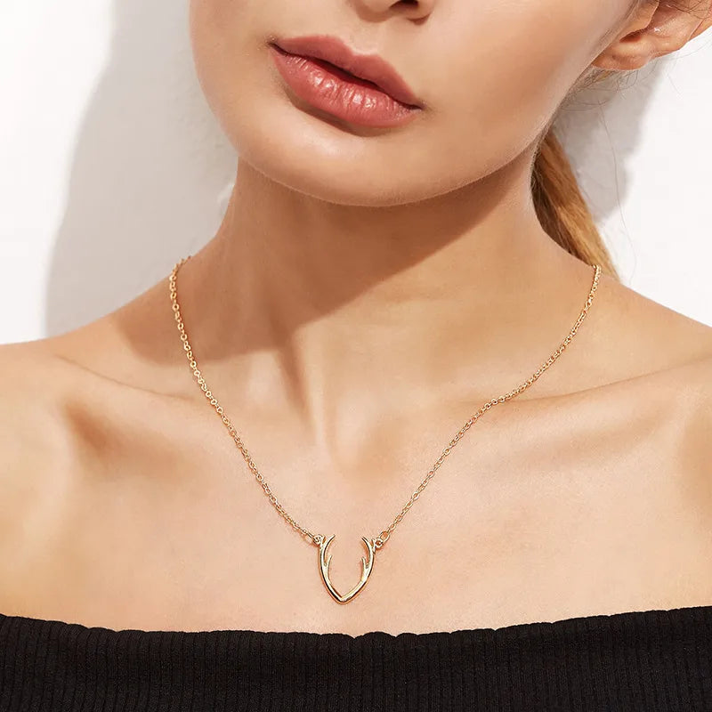 Simple Fashion Simple  Alloy Necklace Short Clavicle Chain For Women