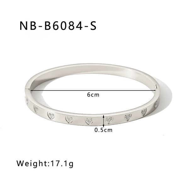 Simple Fashion Women's Heartshaped Stainless Steel Diamond Bracelet With Electroplating