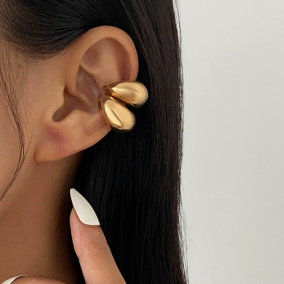 Simple Geometric Cshaped Glossy Metal Earrings For Women With Electroplating Design
