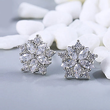 Simple Geometric Flower Shaped Inlaid Zircon Copper Earrings Wholesale