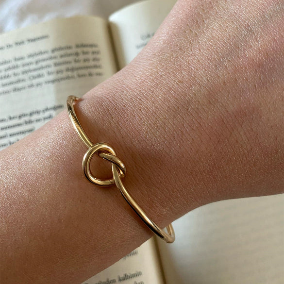 Simple Geometric Knotted Alloy Open Bracelet Electroplated Unisex Fashion Bangle For Men And Women