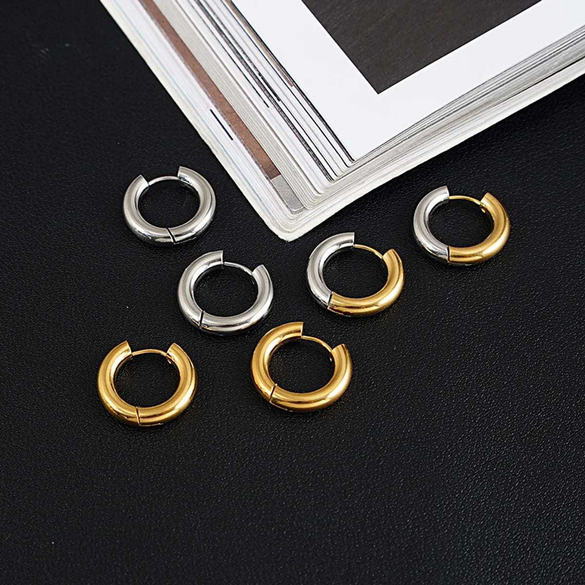 Ins Style Geometric Titanium Steel Plating No Inlaid Earrings