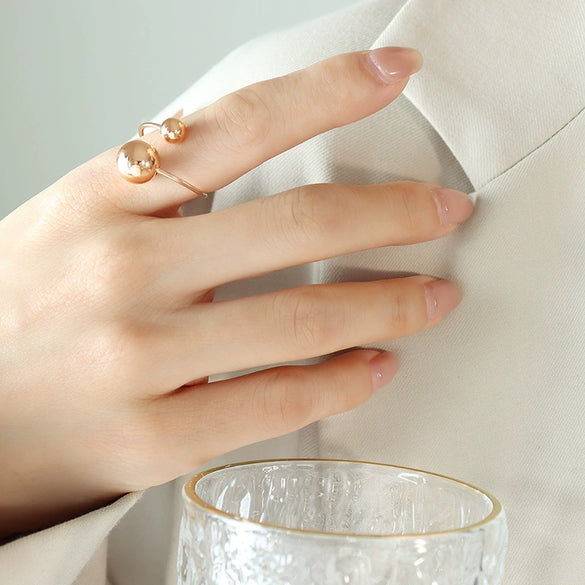 Simple Geometric Stainless Steel Open Ring With Steel Ball Design And Electroplated Finish For Women