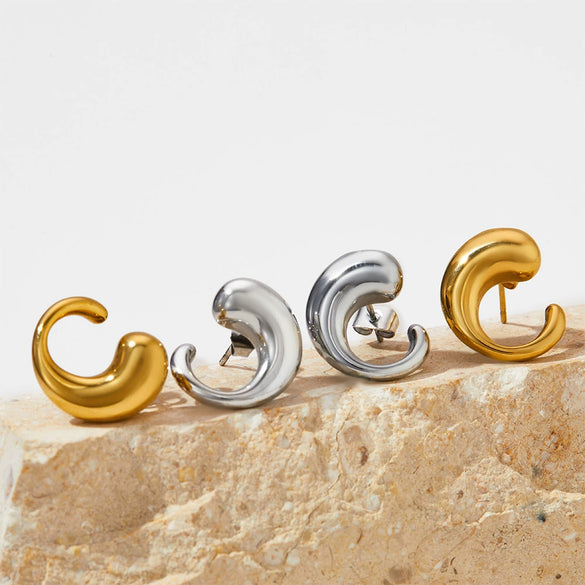 Simple Glossy Metal Stud Earrings With Geometric Shape Made Of Stainless Steel And Electroplated For Women