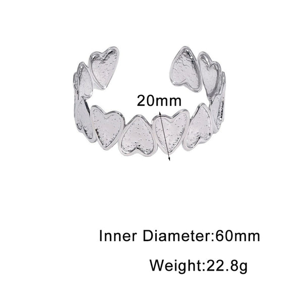 Simple Gold Electroplated Stainless Steel Heart Bracelet Sweet Cute High End Fade Resistant Jewelry