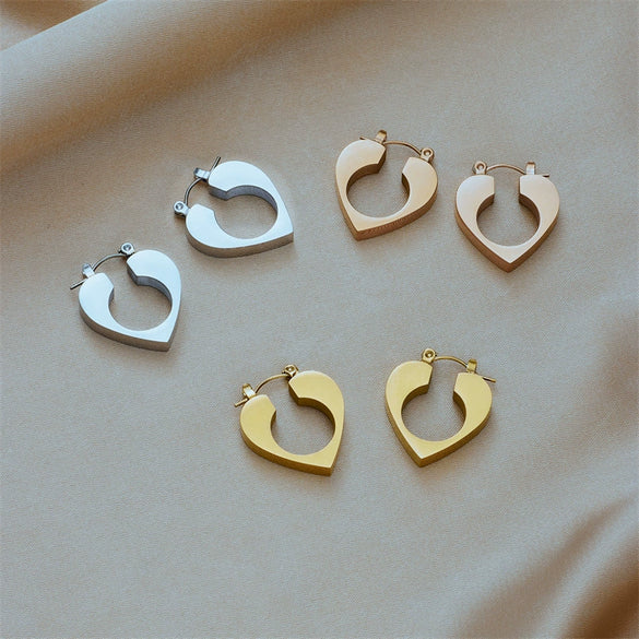 Simple Niche High Grade Cold Style Minimalist Design Hollow Heart Titanium Steel Electroplated Unisex Earrings