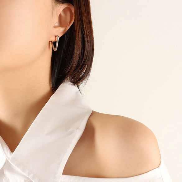 Simple Plain Circle All Match Titanium Steel Gold Plated Women's Earrings With Geometric Design And Electroplating
