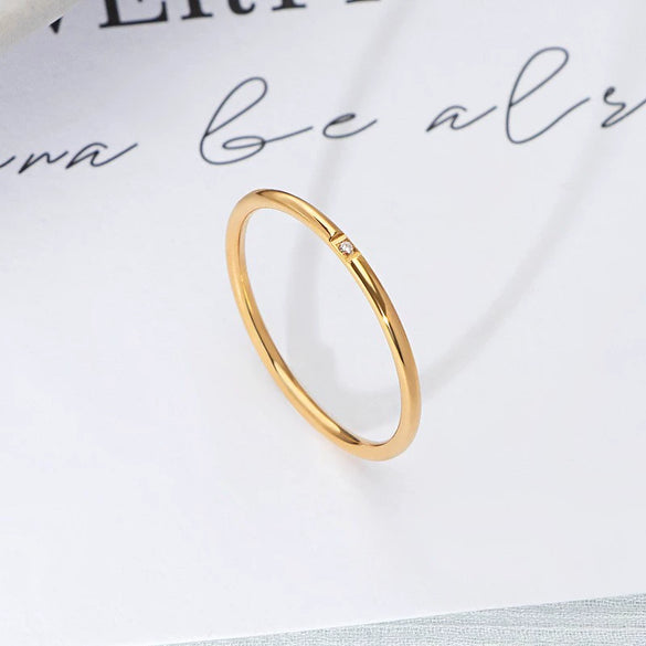 Simple Plain Zircon Ring For Women In Titanium Steel With Geometric Shape And Electroplating Design