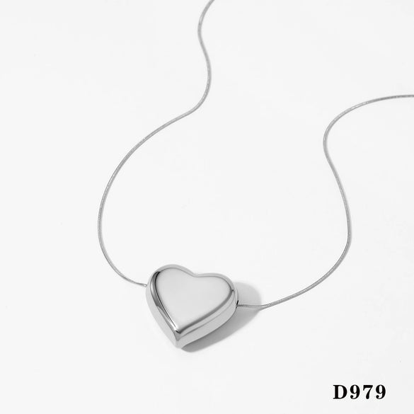 Simple Smooth Hollow 3D Heart Shape Love Pendant Necklace In Stainless Steel With Electroplating For Women
