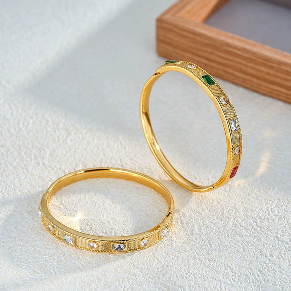 Simple Stainless Steel Bracelet With Geometric Zircon Rhinestone Inlay And 18K Gold Vacuum Plating For Women
