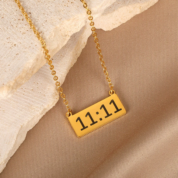 Simple Stainless Steel Letter Square Heart Pendant Necklace With Electroplating And O Chain Styling Animals And Zodiac