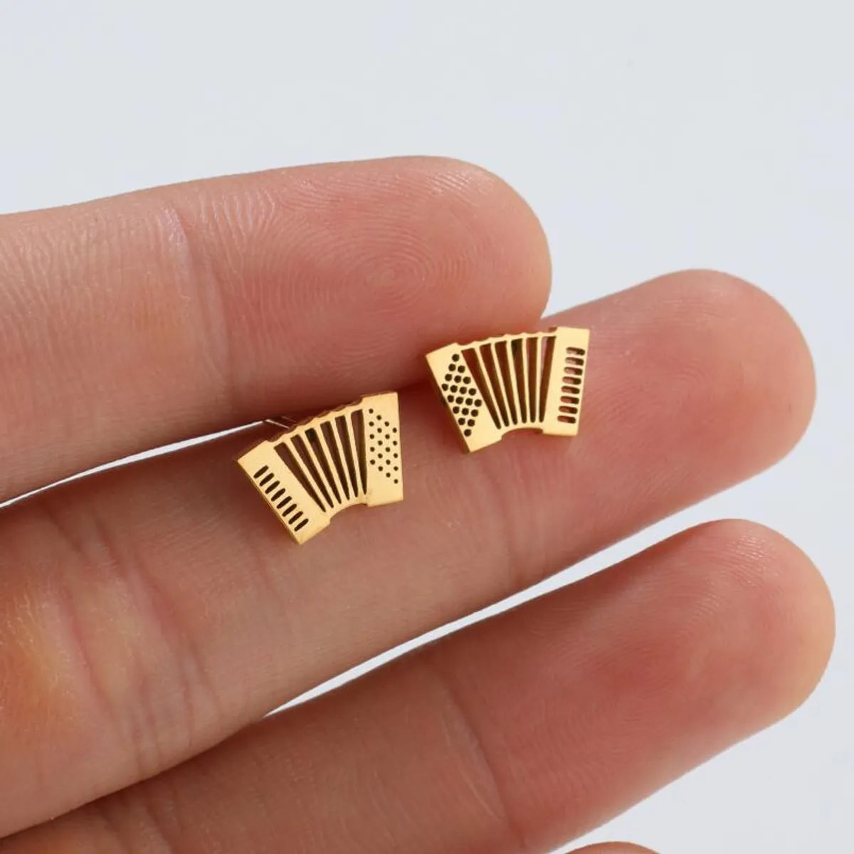 Simple Style Accordion Titanium Steel Ear Studs Plating No Inlaid Stainless Steel Earrings