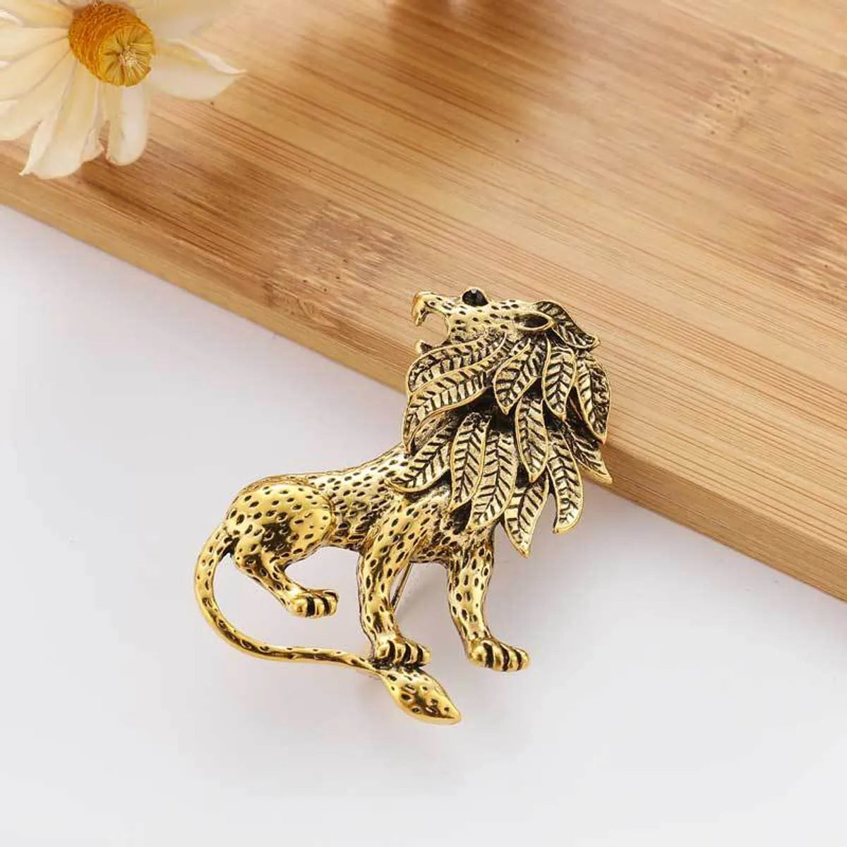 Simple Style Animal Alloy Inlay Rhinestones Women'S Brooches