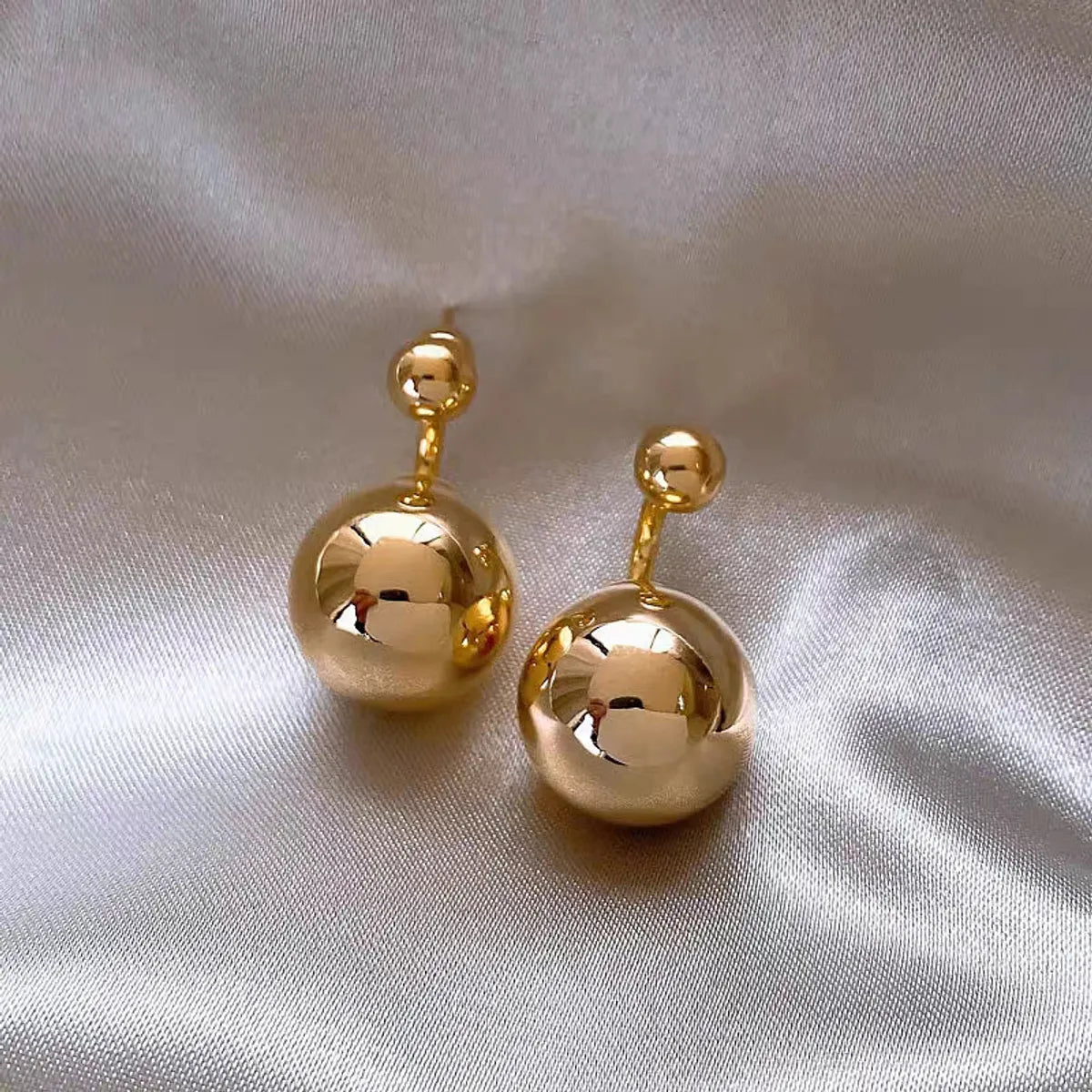 Simple Style Ball Alloy Plating Women's Ear Studs