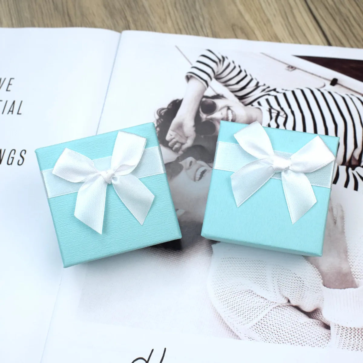 Simple Style Bow Knot Paper Jewelry Boxes