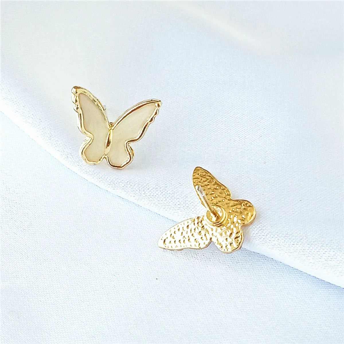 Simple Style Butterfly Alloy Enamel Ear Studs