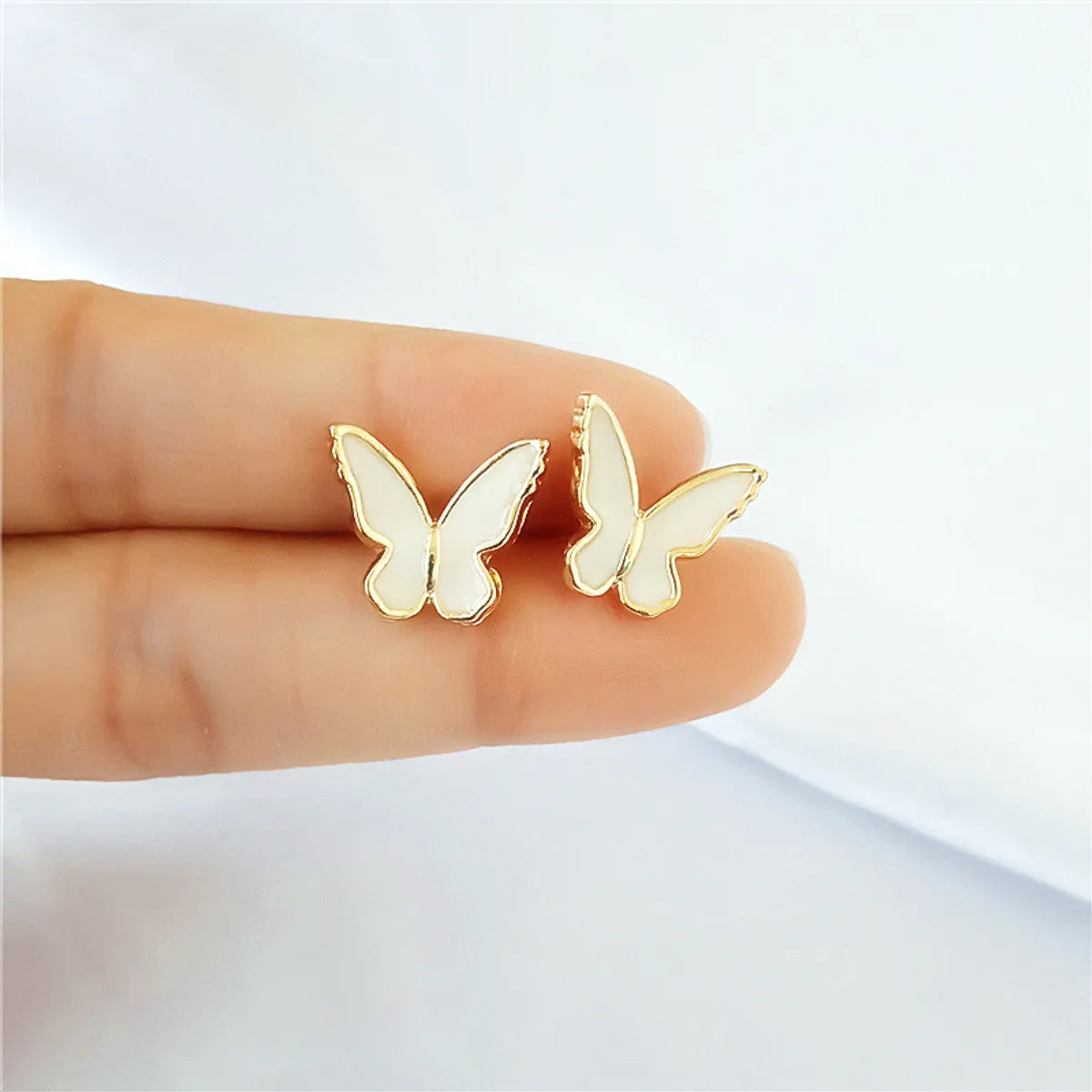 Simple Style Butterfly Alloy Enamel Ear Studs