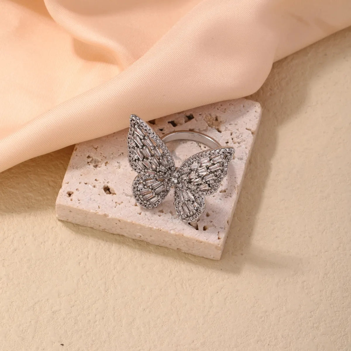 Simple Style Butterfly Copper Plating Inlay Zircon Gold Plated Open Rings