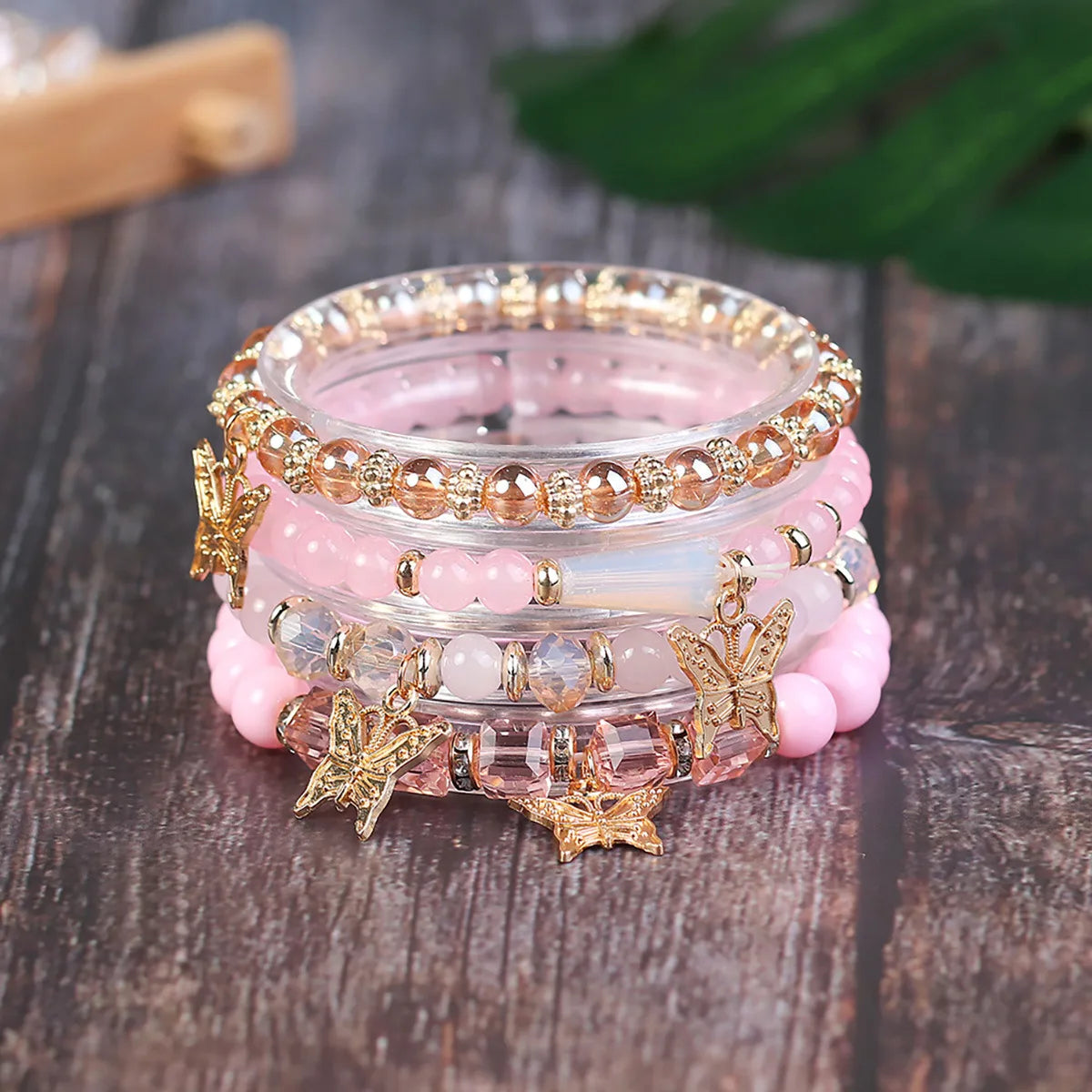 Simple Style Butterfly Glass Beaded Stoving Varnish Women'S Bracelets