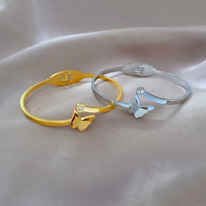 Simple Style Butterfly Titanium Steel Plating Bangle