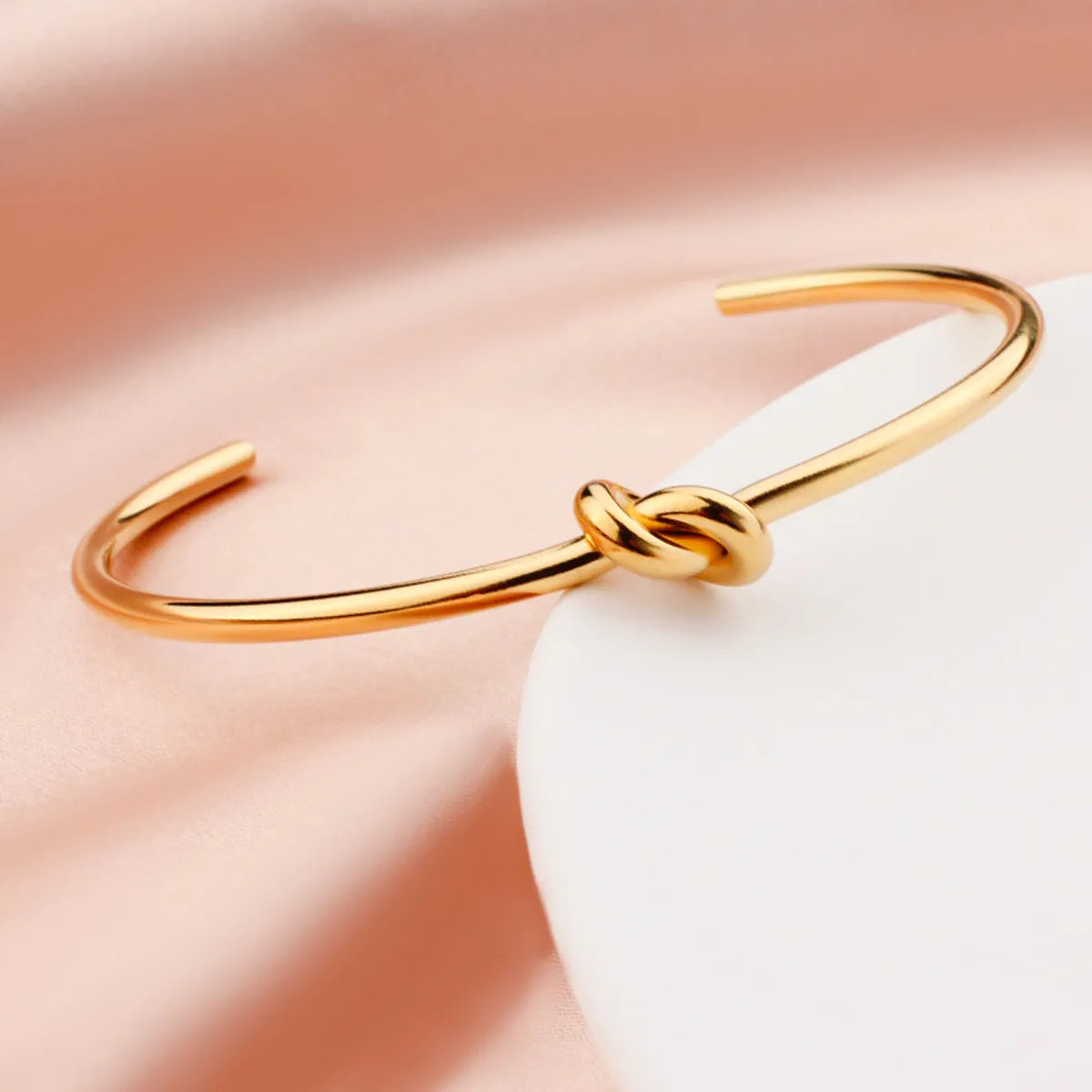 Simple Style C Shape Stainless Steel Titanium Steel Plating Rose Gold Plated Gold Plated Silver Plated Bangle