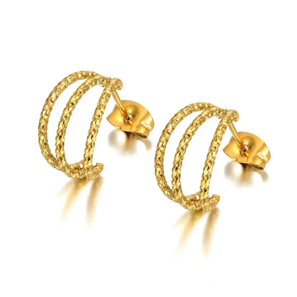 1 Pair Simple Style C Shape Plating 201 Stainless Steel 18K Gold Plated Ear Studs