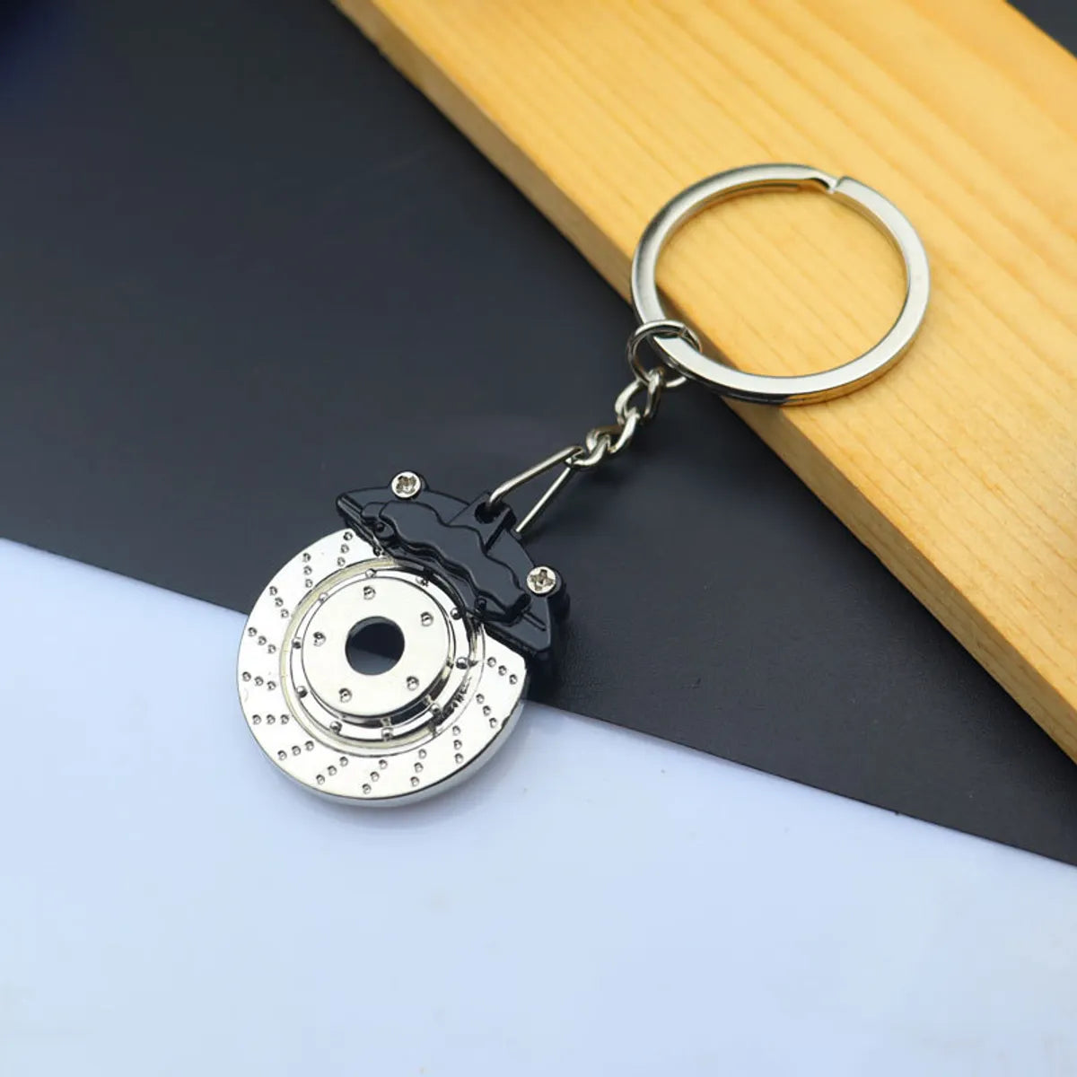 Simple Style Car Wheel Metal Unisex Bag Pendant Keychain