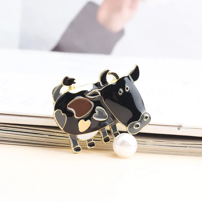 Simple Style Cartoon Cattle Alloy Enamel Inlay Crystal Rhinestones Unisex Brooches