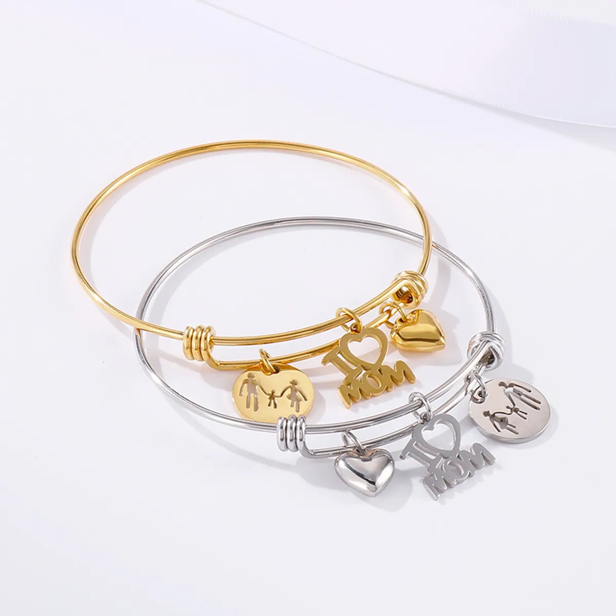 Simple Style Cartoon Character Letter Heart Shape Titanium Steel Plating 18k Gold Plated Bangle