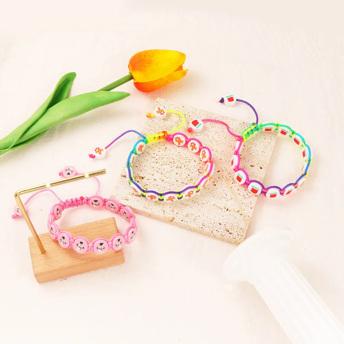 Simple Style Cartoon Character Soft Clay Knitting Flakes Women'S Bracelets