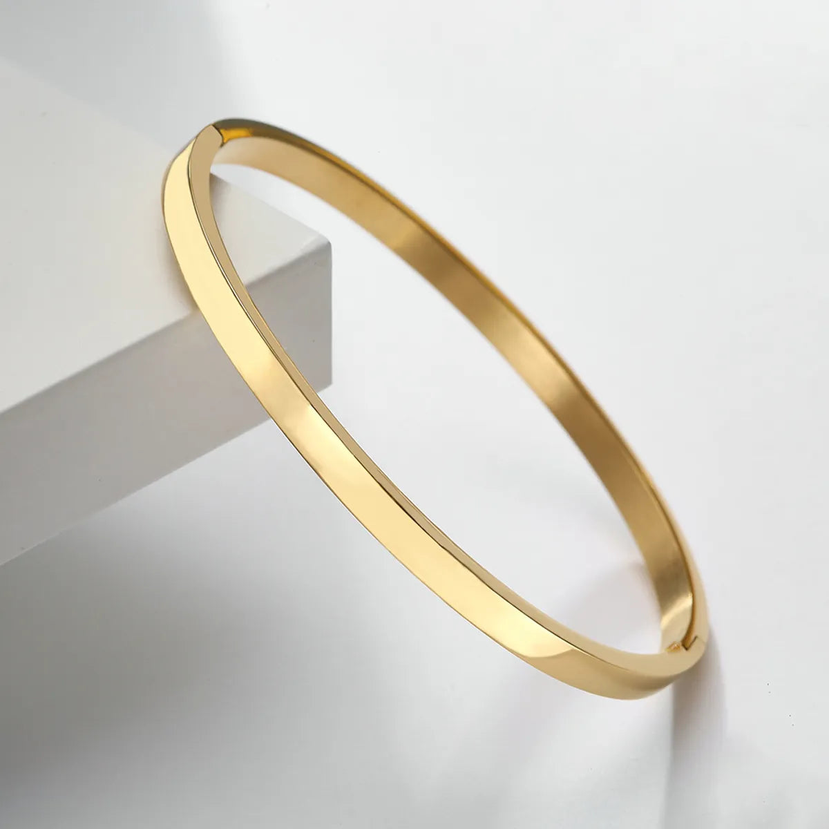 Simple Style Circle Titanium Steel Plating Bangle