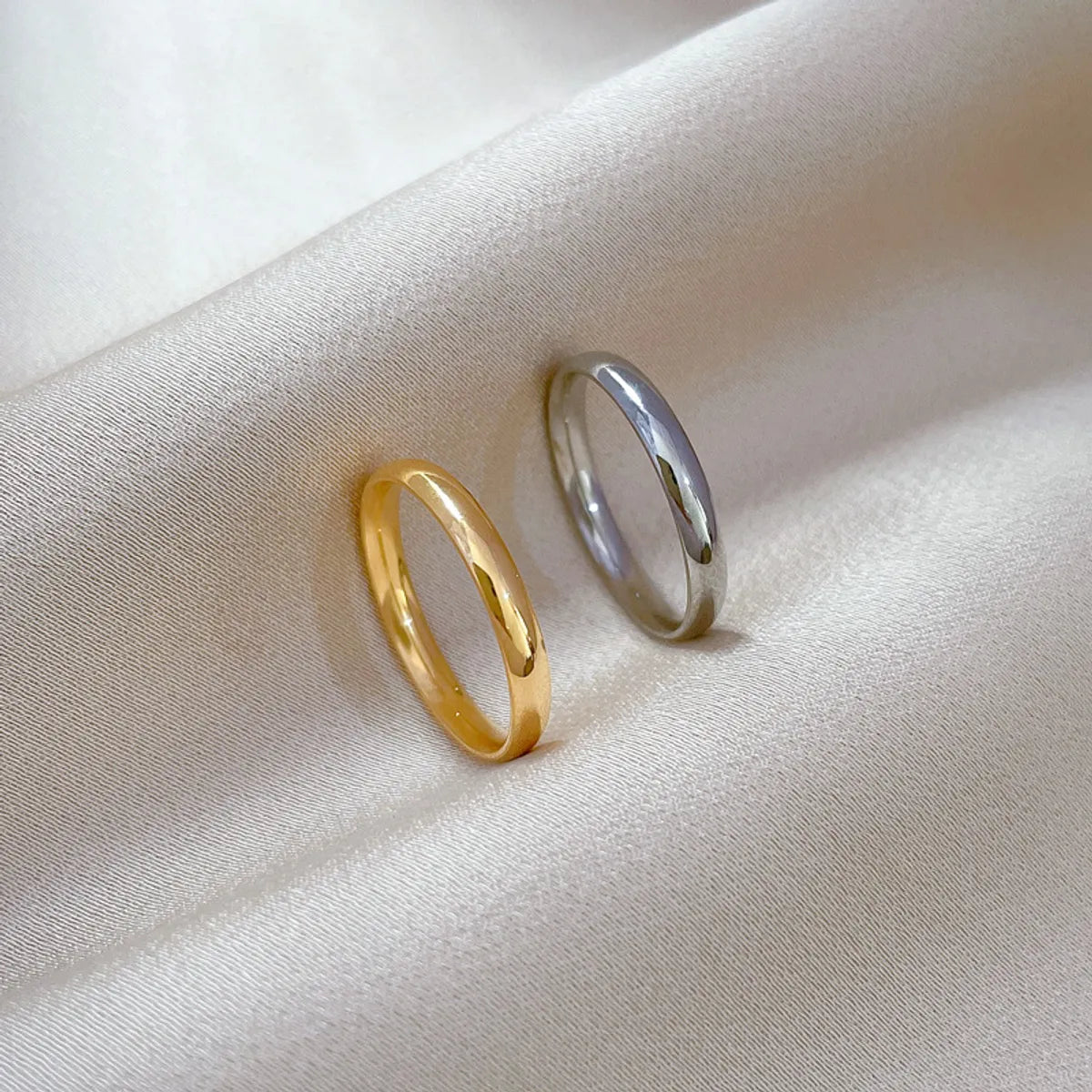 Simple Style Circle Titanium Steel Polishing Rings