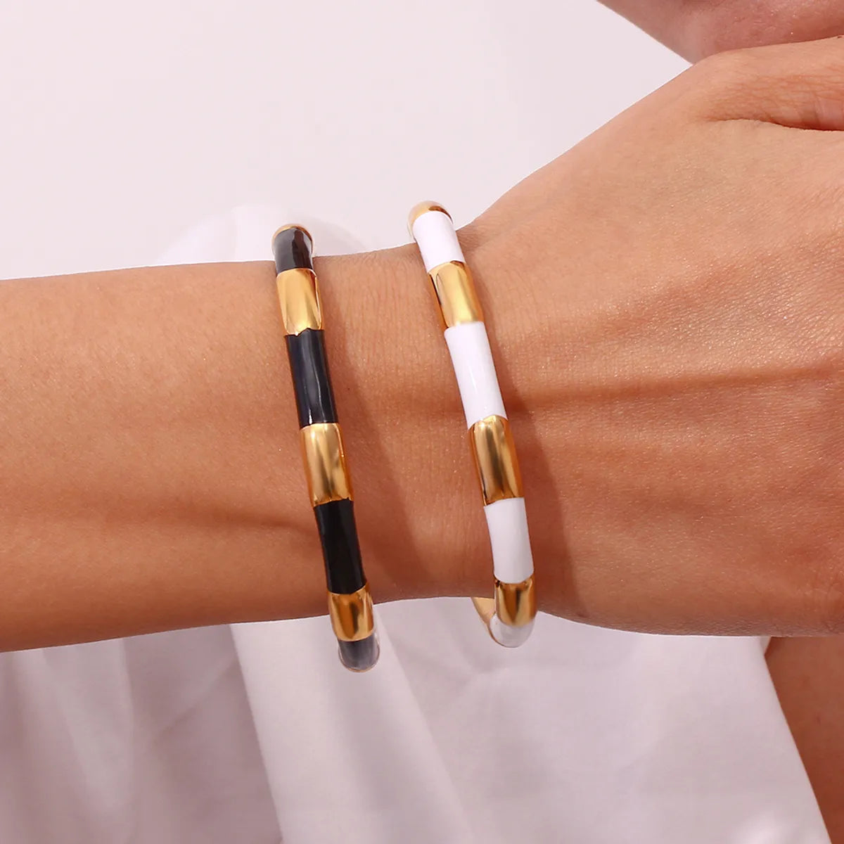 Simple Style Classic Style C Shape Color Block Stainless Steel Enamel Plating 18k Gold Plated Cuff Bracelets