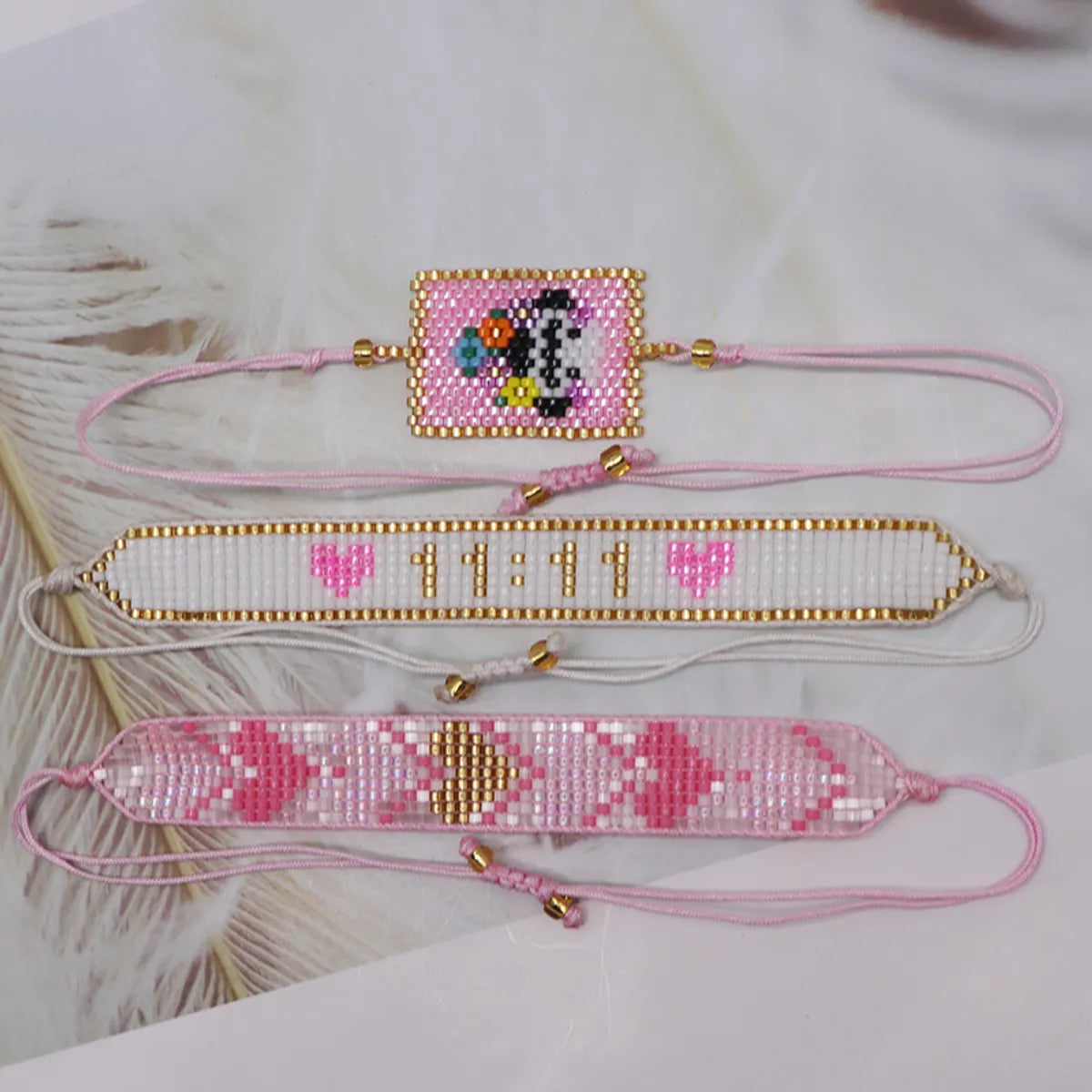 Simple Style Classic Style Cartoon Character Number Heart Shape Glass Rope Knitting Women's Bracelets