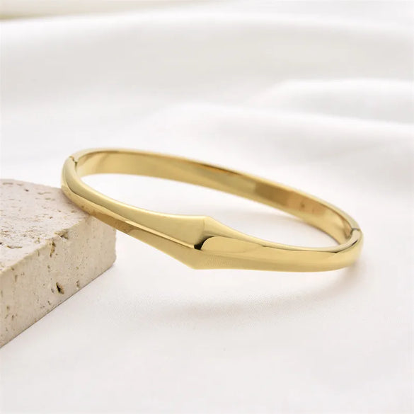 Simple Style Classic Style Commute Geometric Lines Titanium Steel Gold Plated Bangle In Bulk