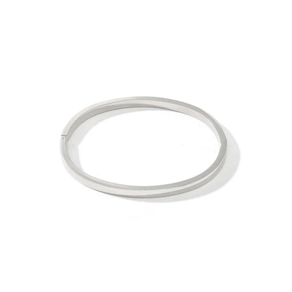 Simple Style Classic Style Commute Solid Color 304 Stainless Steel 18K Gold Plated Bangle In Bulk