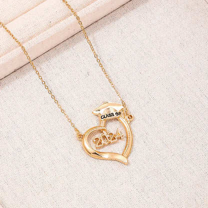 Simple Style Classic Style Doctoral Cap Number Heart Shape Zinc Alloy Women'S Pendant Necklace