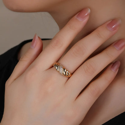 Simple Style Classic Style Geometric Copper Plating Inlay Zircon Gold Plated Rings