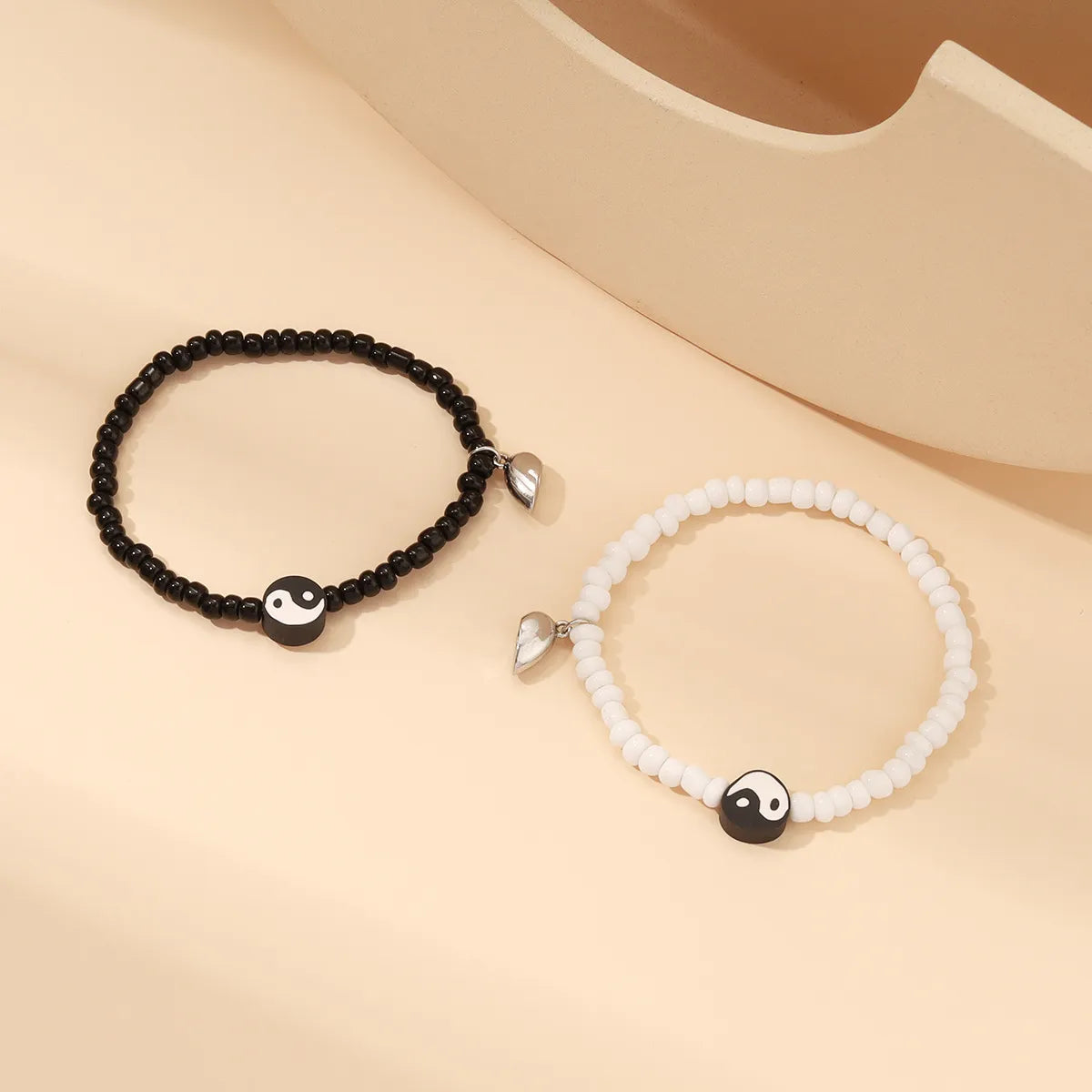 Simple Style Classic Style Gossip Heart Shape Zinc Alloy Wholesale Bracelets