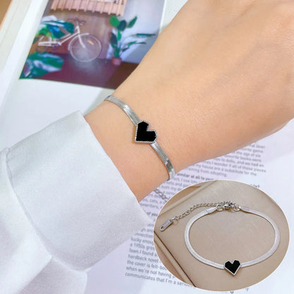 Simple Style Classic Style Heart Shape Titanium Steel Plating Inlay Shell Gold Plated Bracelets