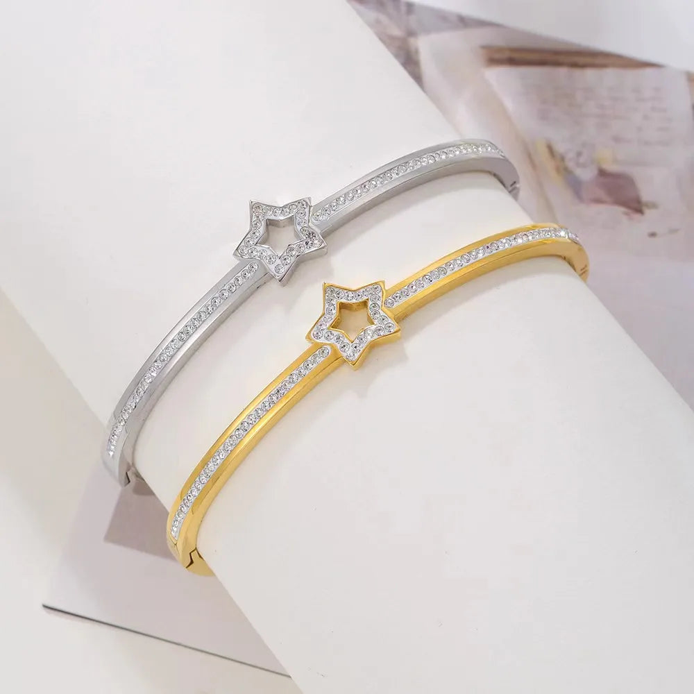 Simple Style Classic Style Infinity Star Titanium Steel 18K Gold Plated Rhinestones Bangle In Bulk