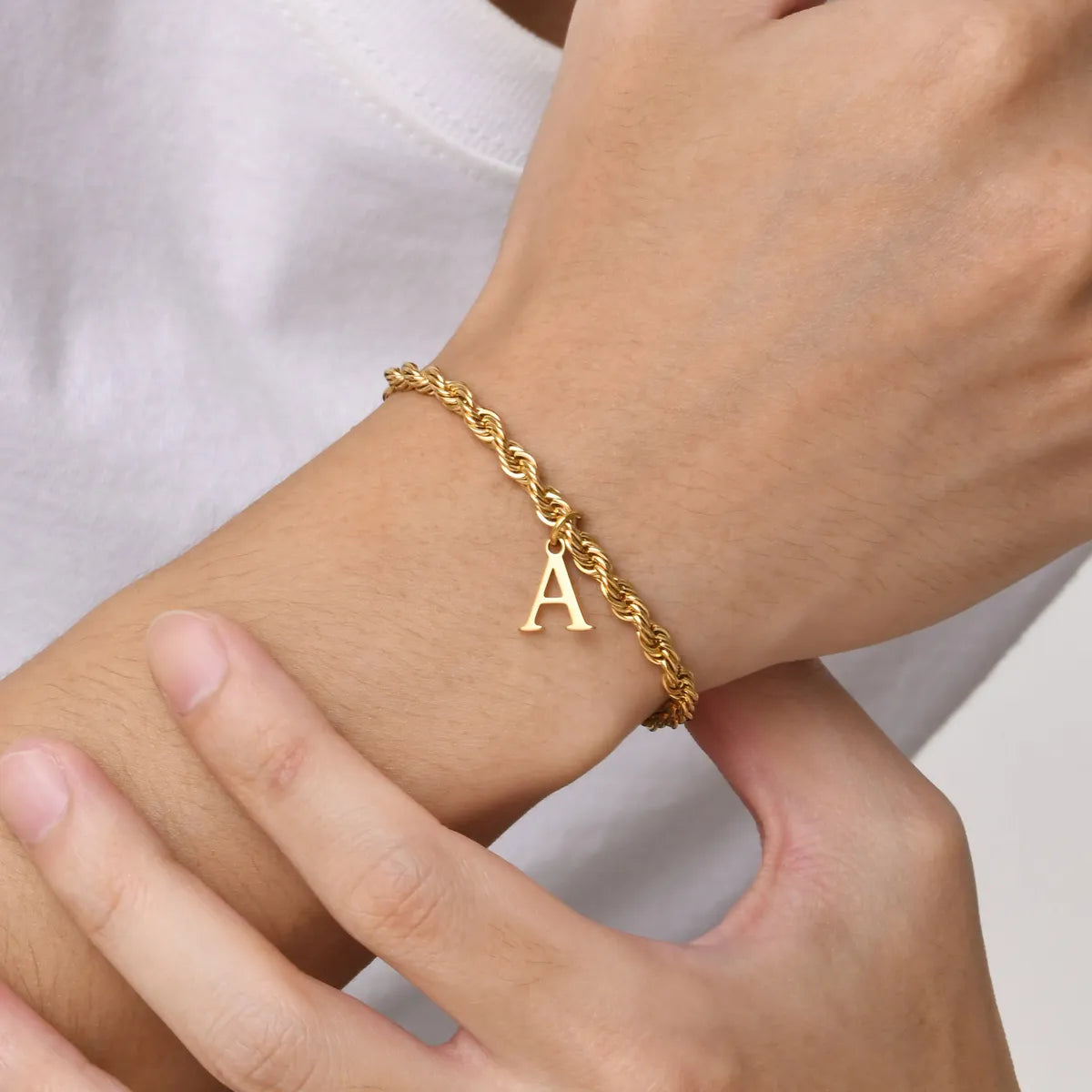 Simple Style Classic Style Letter 201 Stainless Steel 18K Gold Plated Bracelets In Bulk