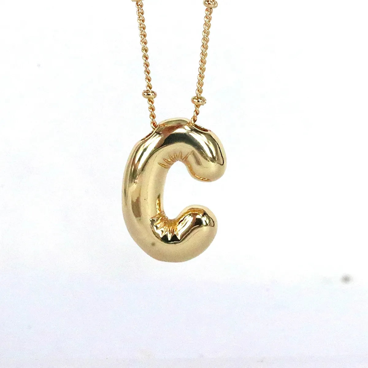 Simple Style Classic Style Letter Copper 18k Gold Plated Pendant Necklace In Bulk