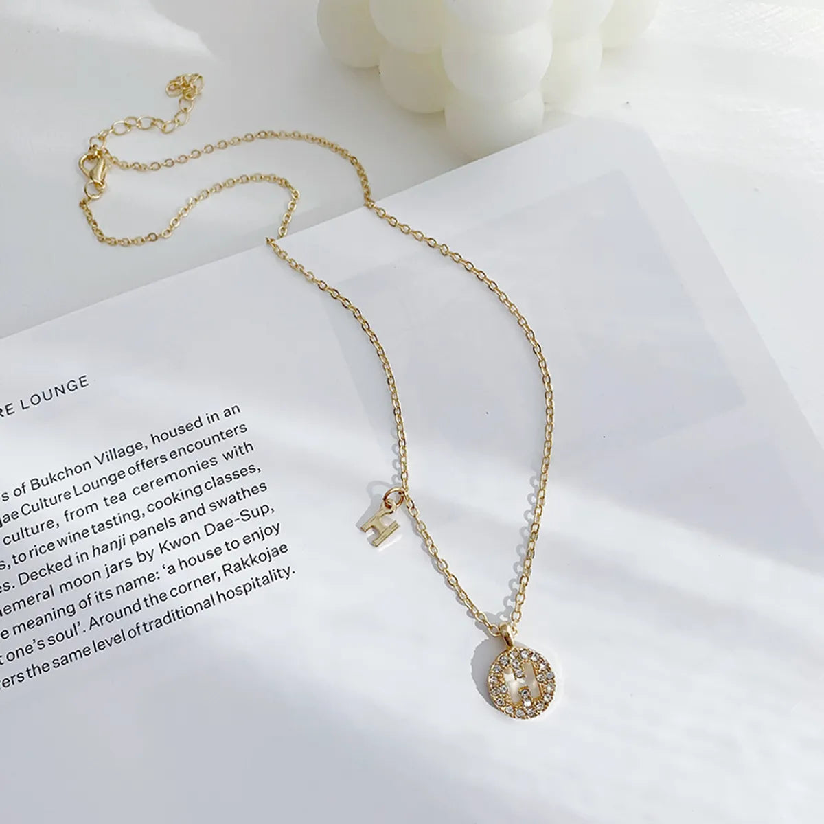 Simple Style Classic Style Letter Gold Plated Artificial Rhinestones Alloy Wholesale Pendant Necklace