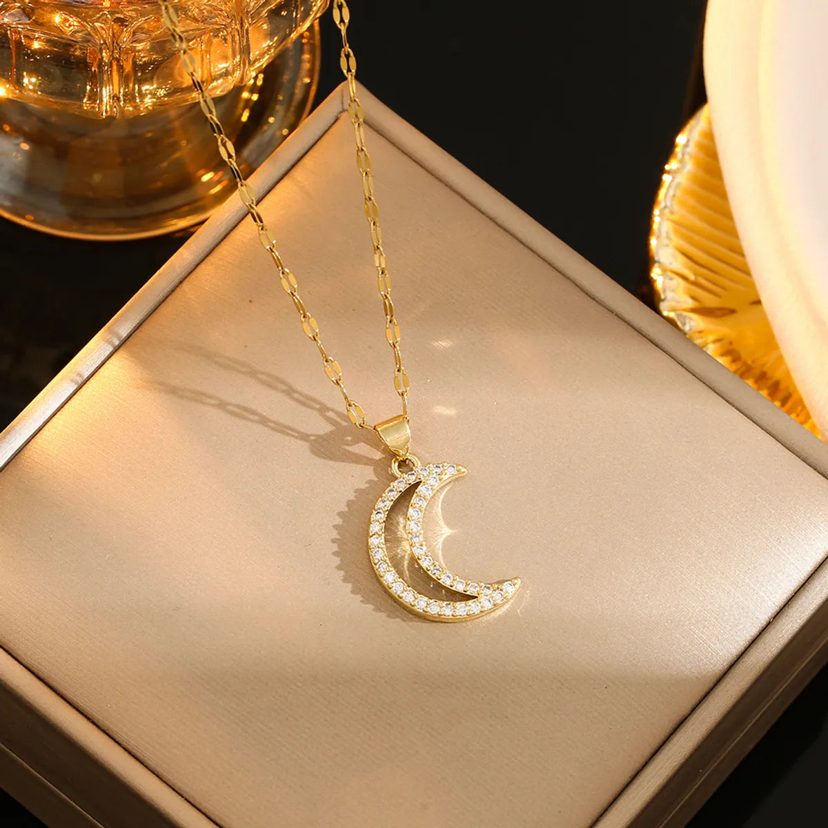 Simple Style Classic Style Moon Titanium Steel Plating Inlay Rhinestones Gold Plated Silver Plated Pendant Necklace