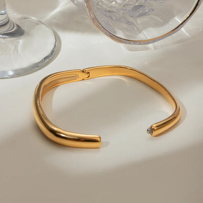 Simple Style Classic Style Solid Color 304 Stainless Steel 18K Gold Plated Bangle In Bulk