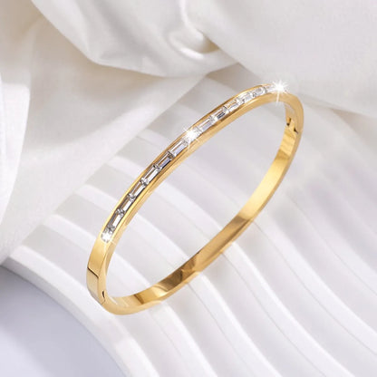 Simple Style Classic Style Solid Color 304 Stainless Steel 18K Gold Plated Rhinestones Bangle In Bulk